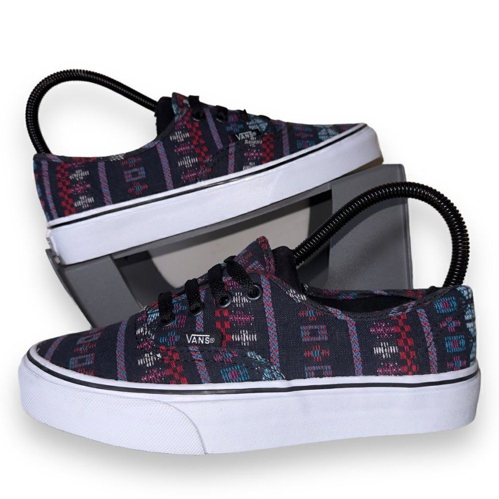 Vans Authentic Guate Stripe‎ Blanket Print Skate Shoes Multicolor Women's 6.5